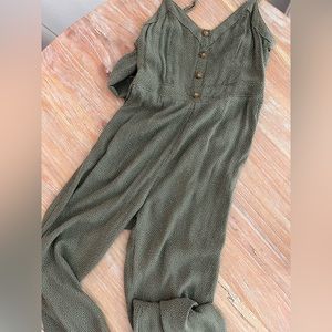 Abercrombie & Fitch Green tie back jumpsuit